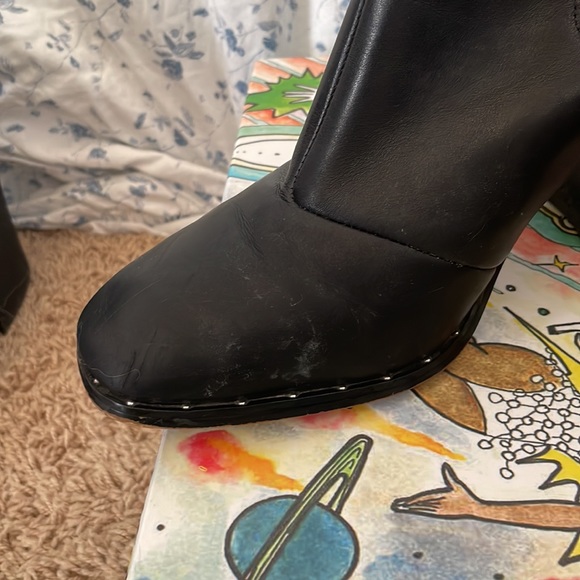 Renvy Women's Debby Leather Block Heel - Picture 2 of 6